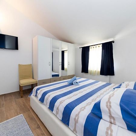 Apartman Lana Biograd Na Moru Exterior photo